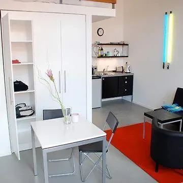 Ima Loft מלון 3*